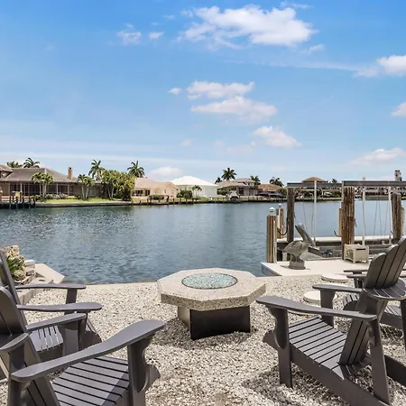 1585 Jamaica Court Villa